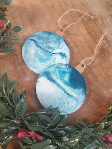 Set of 2 baubles | Blue | Free Delivery